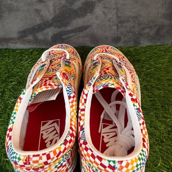 Vans Old Skool Platform Pride Rainbow Checkered Skate Shoes Women US 6.5 - Picture 6 of 13